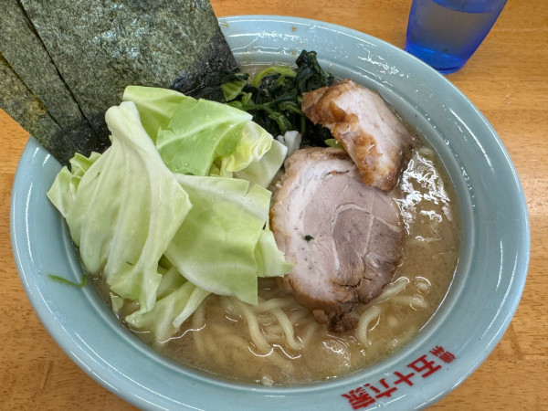 「ラーメン（中盛）」@信州五十六家 広丘店の写真