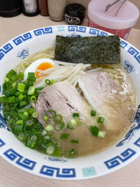「塩とんこつラーメン大盛」@八作の写真