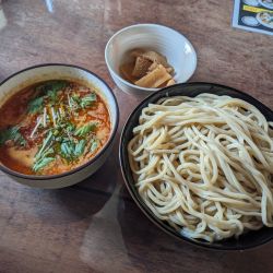 旨辛キムチつけ麺・大盛 960円