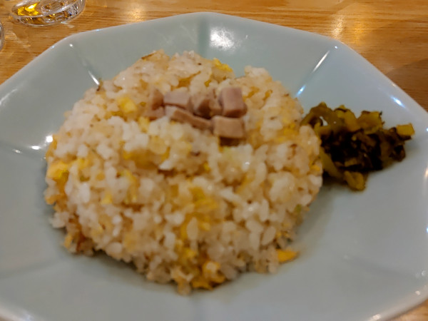 「らーめん半チャーハンセット（950円）」@ラーメン大寿の写真