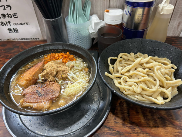「シークワサーつけ麺」@麺でる 川崎店の写真