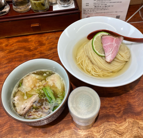 「特製昆布水つけ麺 (煮干し味) ￥1400」@三馬路 東京店の写真