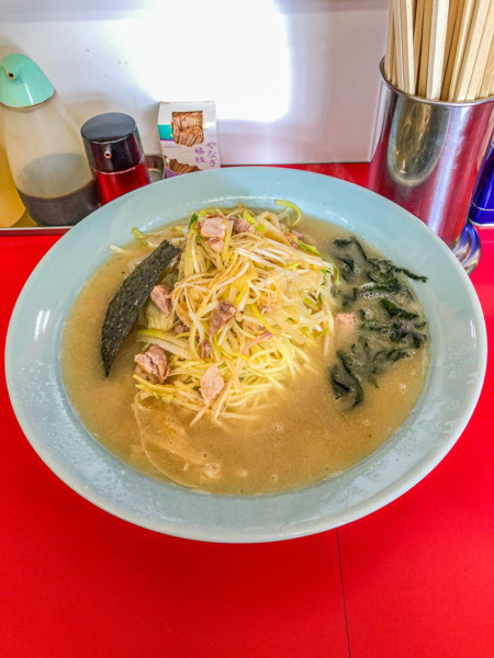 「ネギラーメン中盛」@ラーメンショップ 寒川西店の写真