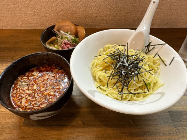 「シン（辛）ざるラーメン（並盛・200g）950円→500円」@麺屋 承太郎の写真