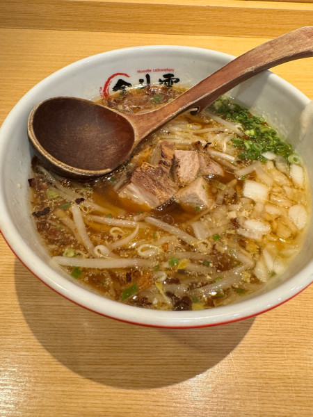 「黒雲920円」@ヌードルラボラトリー金斗雲 福岡空港店の写真