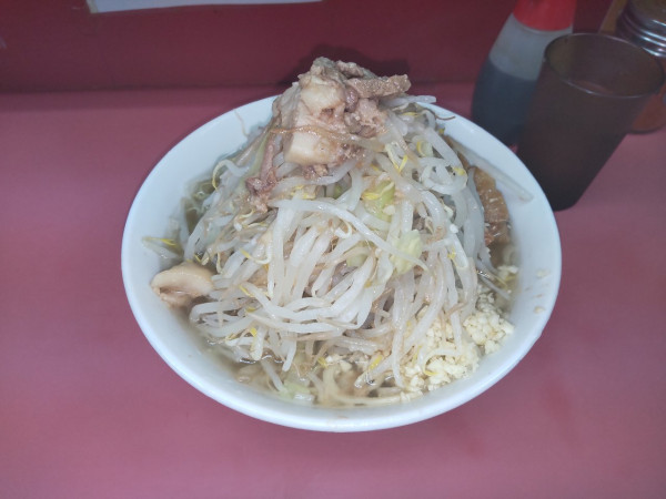 「小ラーメン　900」@ラーメン二郎 小岩店の写真