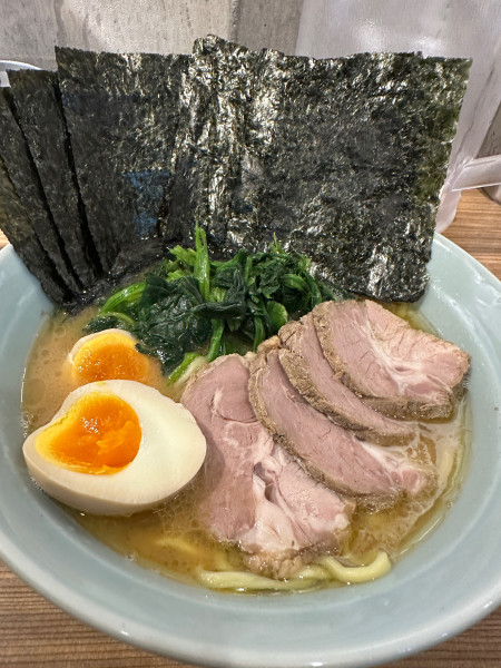 「渡来武ラーメン　1200円」@横浜らーめん渡来武 総本店の写真