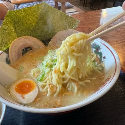 鶏白湯　1089円　半ライス付