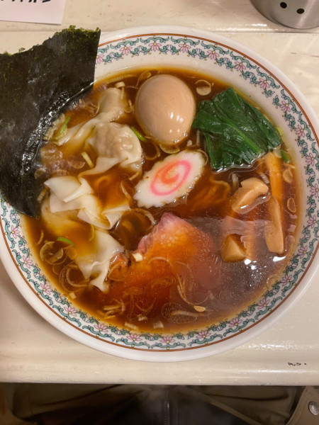 「魚介醤油ラーメン+味玉+ワンタン」@addictonnの写真