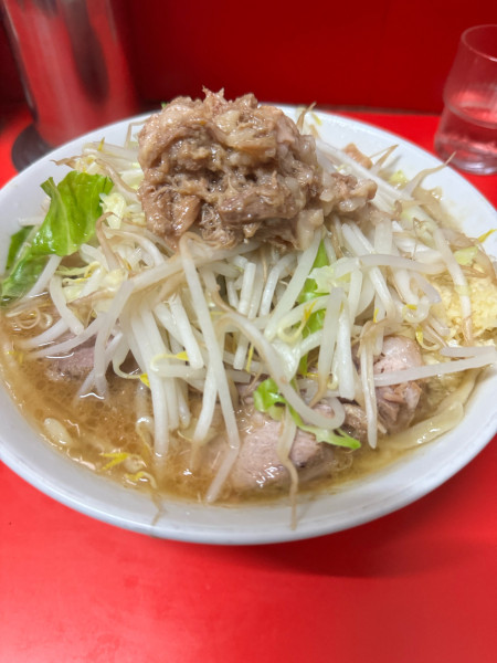 「ラーメン小950円ニンニクアブラ」@ラーメン二郎 松戸駅前店の写真