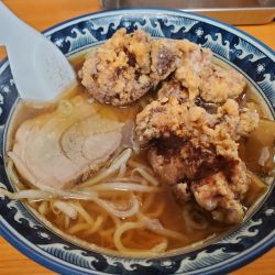 から揚げラーメン
