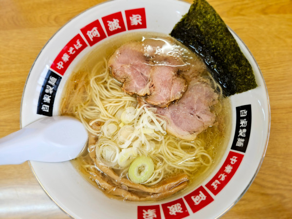 「塩ラーメン」@中華そば 栃木阿波家の写真
