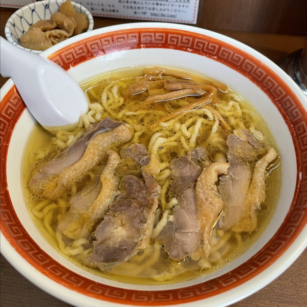 「鶏チャーシュー麺 醤油味 1,010円 + 鶏皮 150円」@中華そば 嘉一の写真