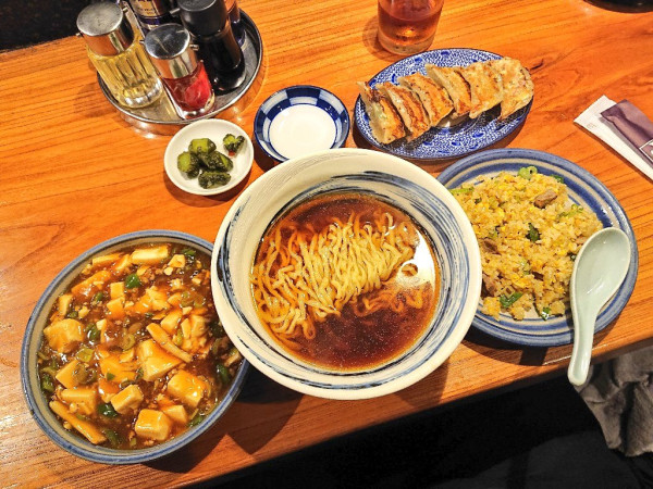 「豆腐そば、半チャーハン、餃子」@だるまやの写真