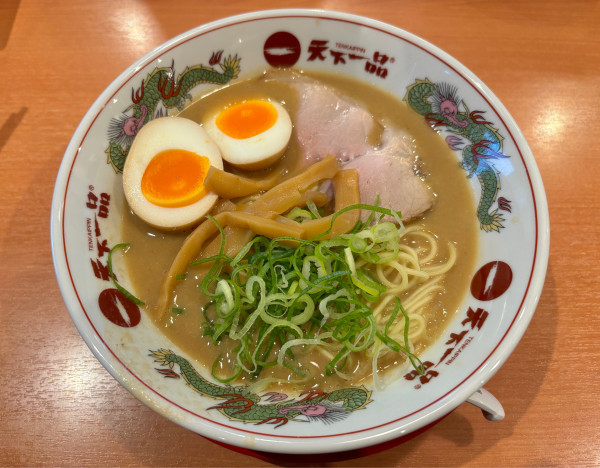 「こってり煮卵ラーメン」@天下一品 水戸平須店の写真