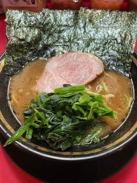 「ラーメン」@家系ラーメン とらきち家の写真