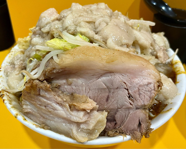 「限定 坦々辛いんじゃね ドクラー アブラマシマシ しょうが×2 」@ラーメン二郎 八王子野猿街道店2の写真