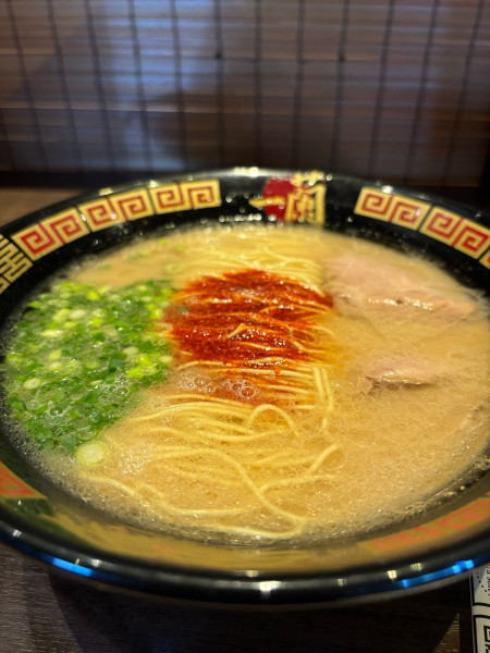 「豚骨ラーメン」@天然とんこつラーメン専門店 一蘭 京都八幡店の写真