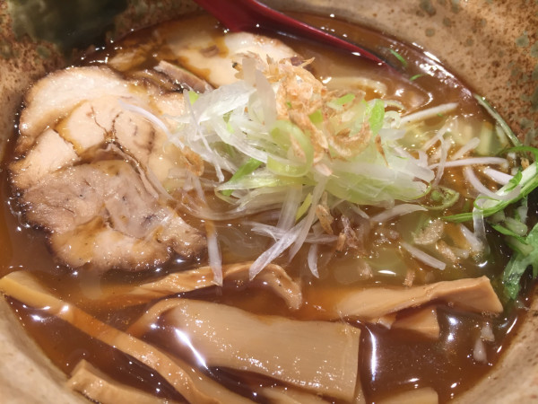 「焼きあご塩らー麺（900円）」@焼きあご塩らー麺 たかはし 上野店の写真