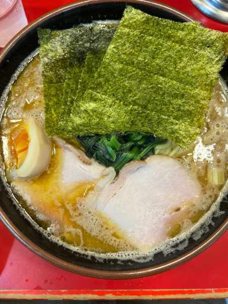 「特製ラーメン中1050円」@らーめん 谷瀬家 新橋店の写真