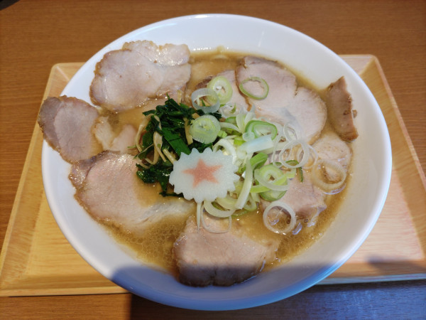 「醤油マッスルラーメン（ポーク）」@スターマッスルの写真