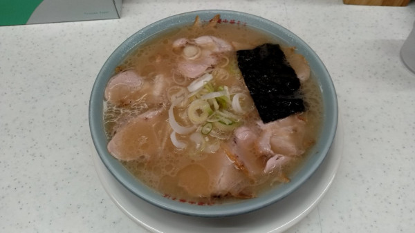 「ラーメン_880円」@白濁中華そば・つけ中華 バラそば屋 中野本店の写真