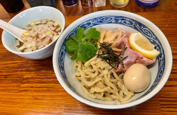 「超極太手もみ麺の淡麗煮干しつけめん＋味玉」@中華そば よしかわの写真