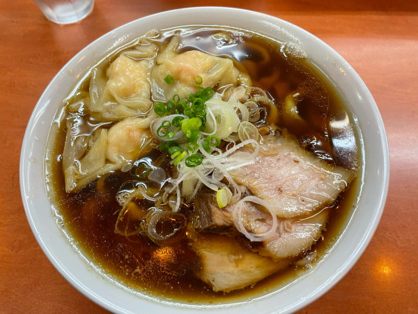 「海老ワンタン麺 濃口¥1,100」@日陰の写真