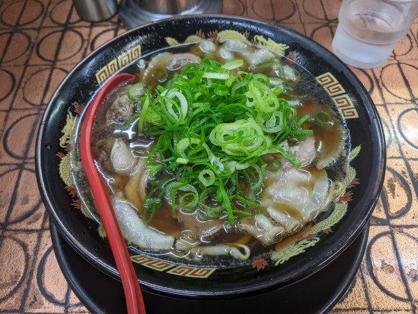 「いのししラーメン（醤油）」@ラーメン専門店 キャプテンの写真