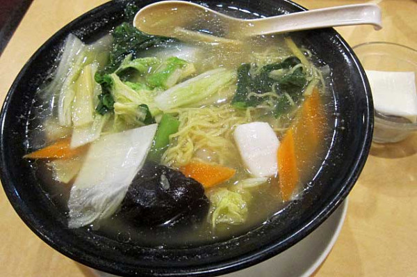 「海鮮そば（細麺）　850円」@花彫酒家の写真