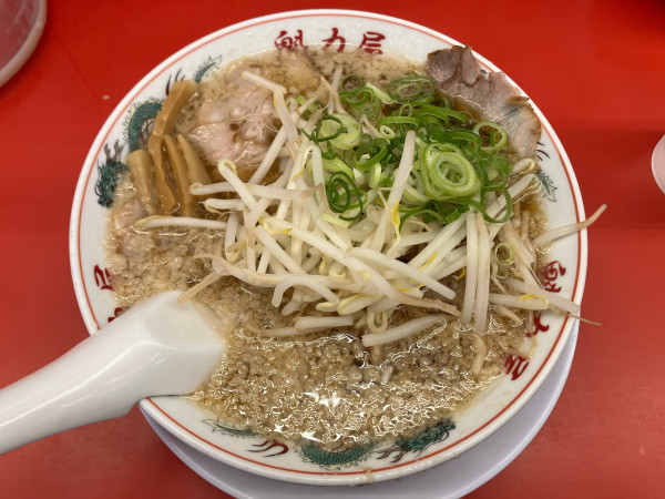 「特製醤油ラーメン＋焼きめし定食　803円＋286円」@ラーメン魁力屋 鶴川店の写真