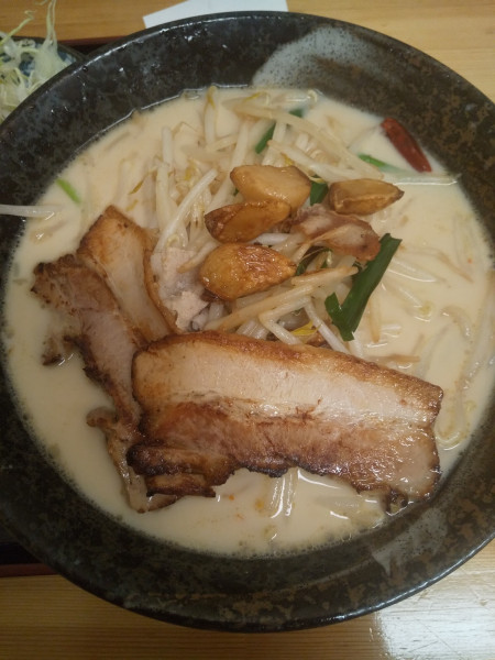 「特製豚骨ラーメン（チャーシュー増し・１辛）」@らーめん四万十の写真