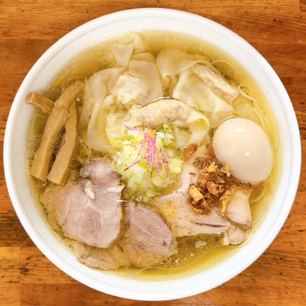 「塩まるとくらーめん」@支那そば 福々亭の写真