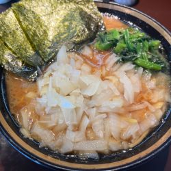 ラーメン780円＋タマネギ100円