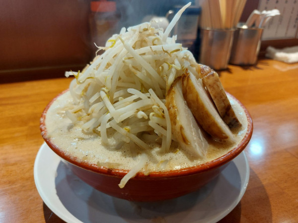 「らーめん並(300gヤサイ増し)」@らーめん バリ男 大森店の写真