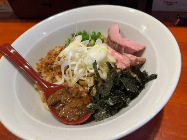 「みたらしまぜそば+チーズ追い飯小」@長男、おかわしゅんの写真