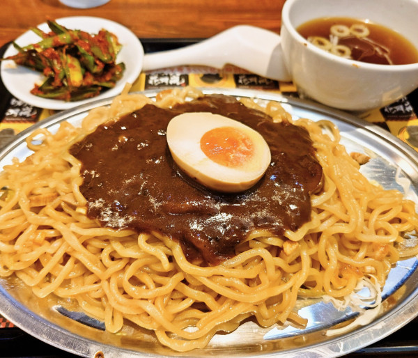 「期間限定　嵐ゴーゴーカレーまぜそば」@らあめん花月嵐 野田七光台店の写真