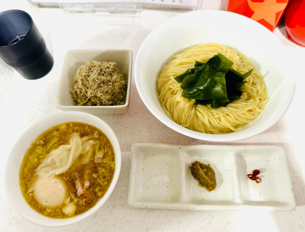 「【限定】特製昆布水塩つけ麺【1950円】」@ラーメン星印の写真