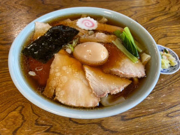 「ワンタンチャーシュー麺、味玉(1280円)」@手打中華 やたべの写真