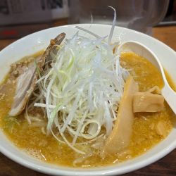 味噌ラーメン大盛り麺硬め