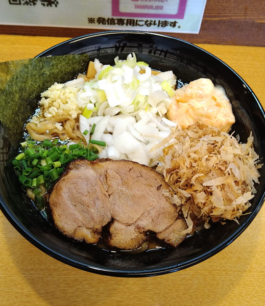 「煮干豚骨中+刻み長ねぎ､鰹節､辛マヨ」@ラーメン たかふじの写真