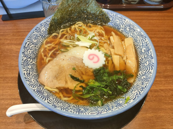 「中華そば　700円」@麺や十兵衛 川越藤間店の写真