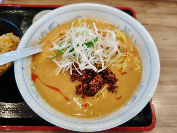 「鶏白湯担々麺」@福しん 坂戸八幡店の写真