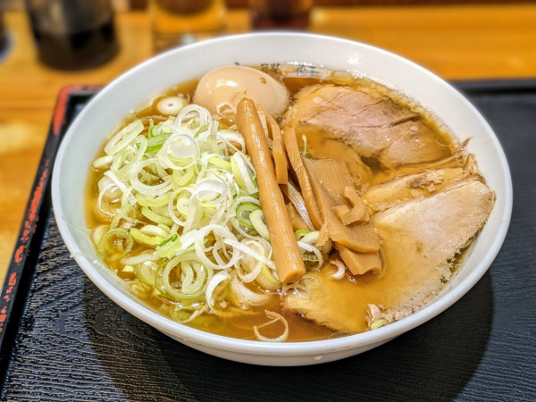 「らーめん＋玉子(ゆで)」@大勝軒 淵野辺店の写真