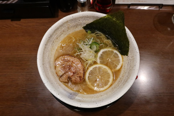 「はなしおらーめん¥900」@麺屋はなしはそれからの写真