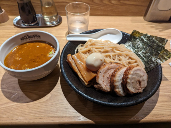 「濃厚海老カレーつけ麺」@ROCK MOUNTAINの写真