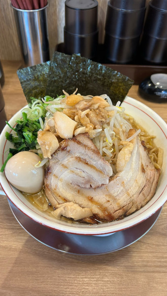 「家系二郎」@横浜家系ラーメン 歌麿の写真