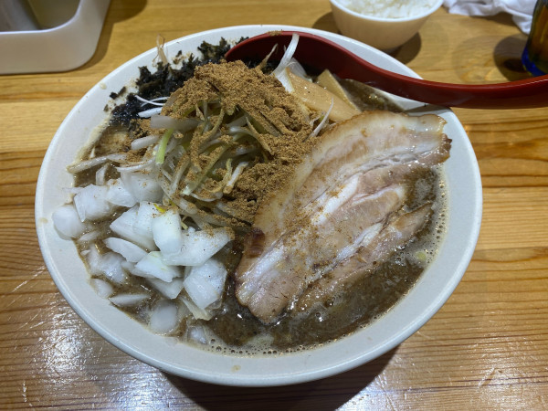 「濃厚味噌煮干ラーメン」@味噌麺処 花道庵 北参道店の写真