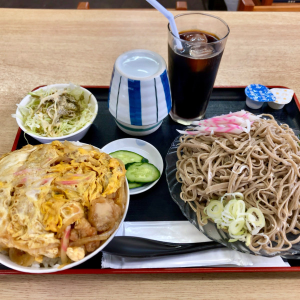 「ミニかつ丼カレー風味＋もりそば￥700」@大塚屋の写真