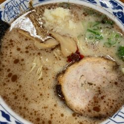 昔味黒¥790、焼き餃子¥320、小ライス¥130